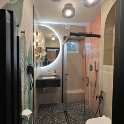 Stasiak WNĘTRZA - Modna łazienka w apartamencie, Sopot