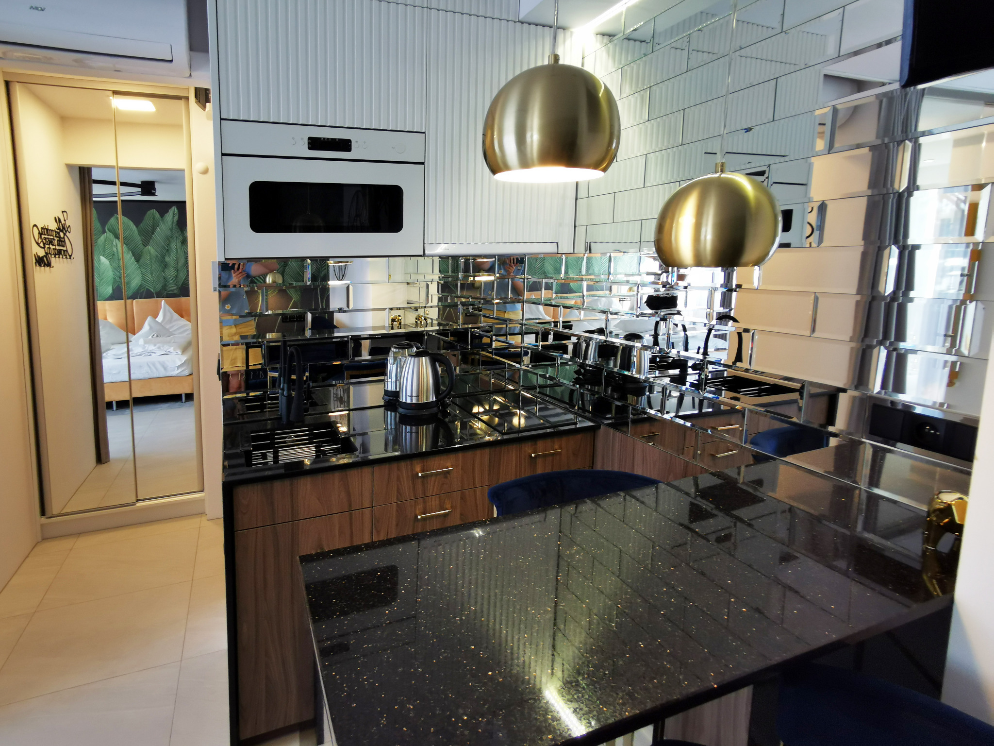 Kuchnia w apartamencie nad morzem, Jurata