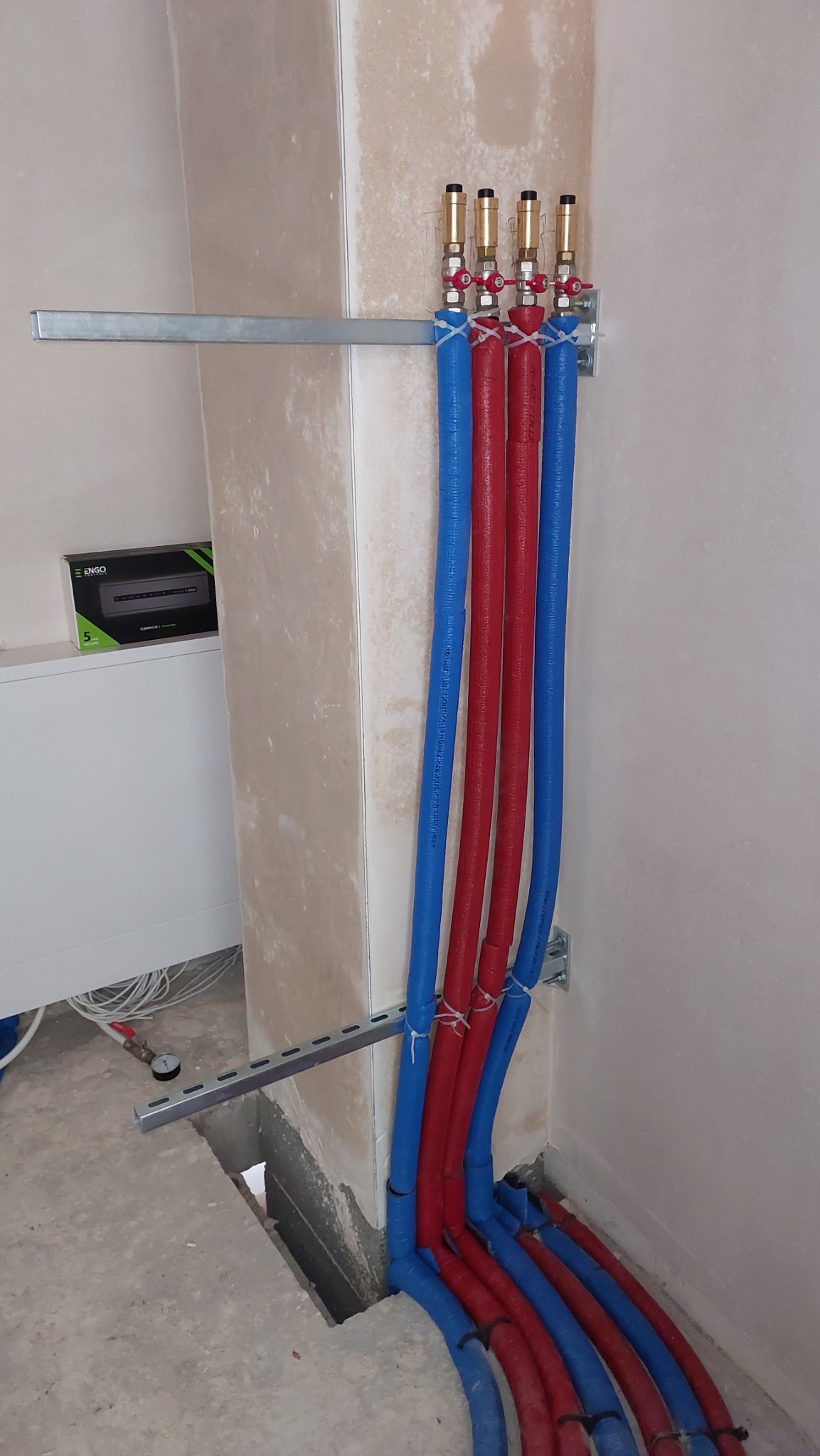 Piony odpowietrzające CO