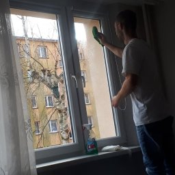 Czyste-Okna Krystian Kajda - Usługi Sprzątania Olkusz