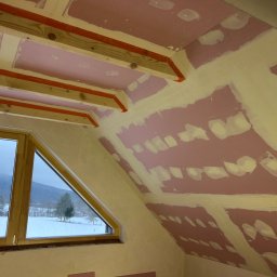 Domy murowane Ropa 1