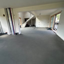 Domy murowane Ropa 4