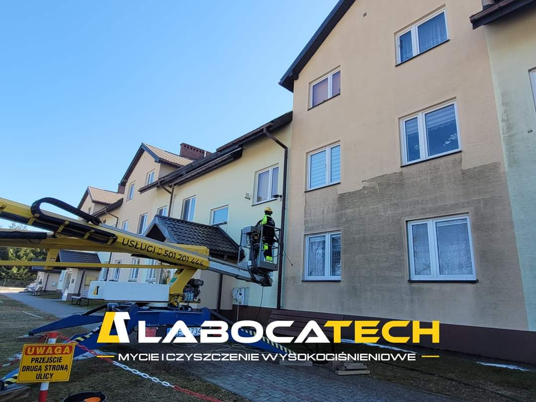 Mycie elewacji tynkowych