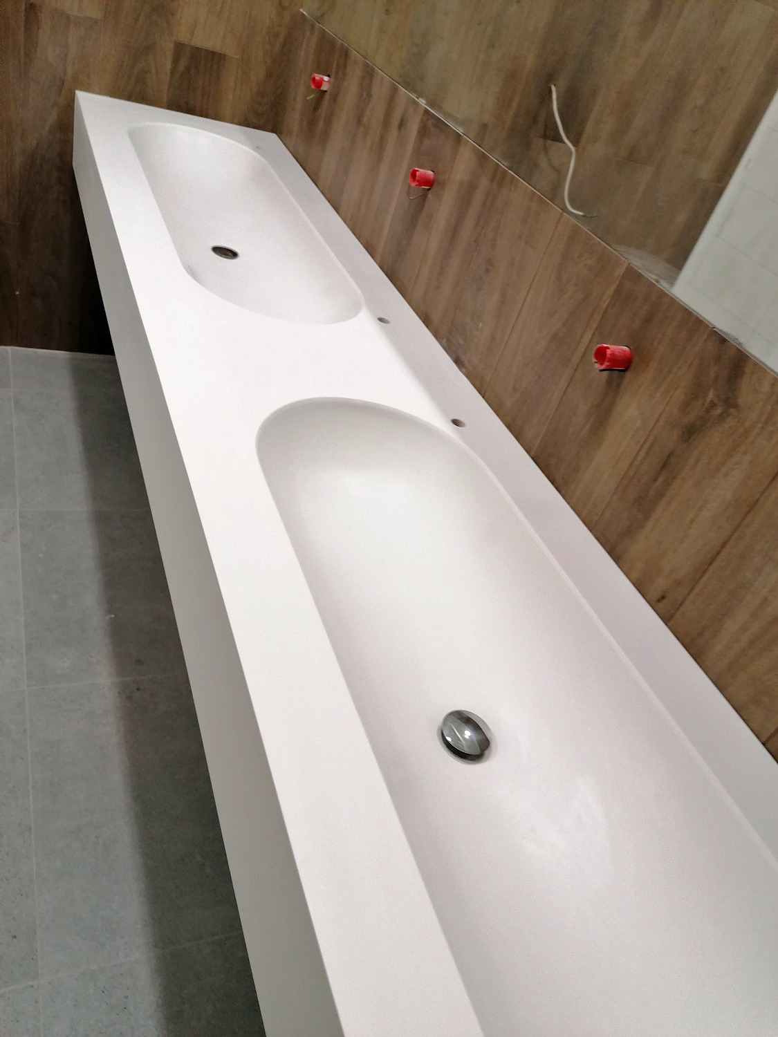 Umywalki do miejsc komercyjnych