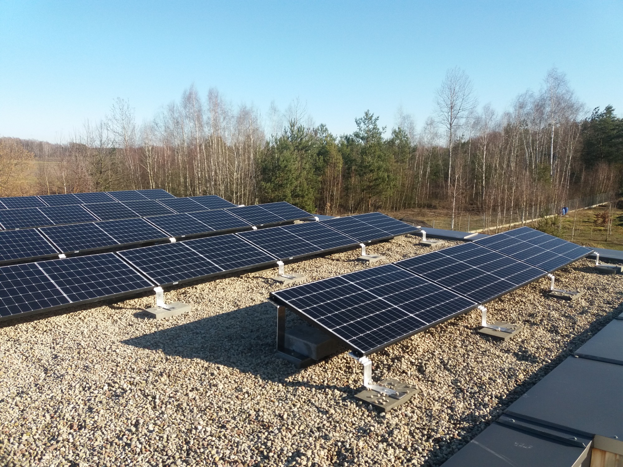 Brzostówiec, dach płaski