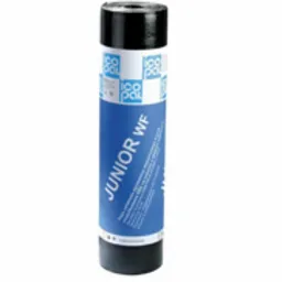 Rolka papy Icopal Junior WF z widocznym logo i etykietą produktową na białym tle.