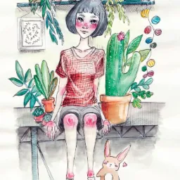 Akwarelowa ilustracja przedstawiająca dziewczynę siedzącą na półce otoczoną roślinami doniczkowymi, z pluszowym króliczkiem obok niej, w tle półka z książkami i ramka z motywem roślinnym.