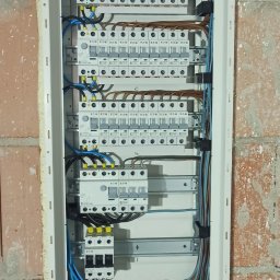 Elektro-instalatorstwo - Wyjątkowa Firma Elektryczna Tomaszów Mazowiecki