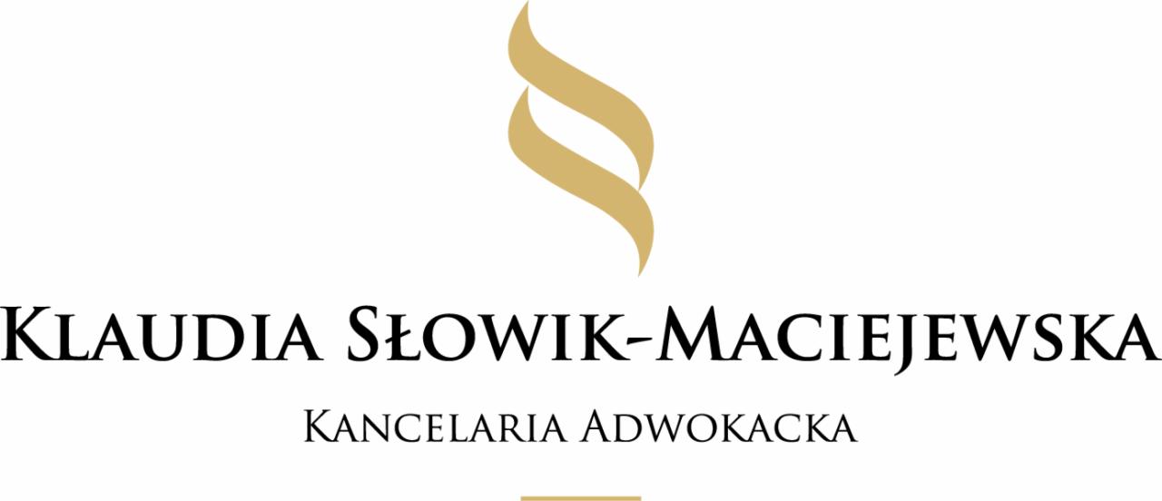 Logo Kancelarii Adwokackiej Klaudia Słowik-Maciejewska z abstrakcyjnym, złotym symbolem powyżej nazwy.