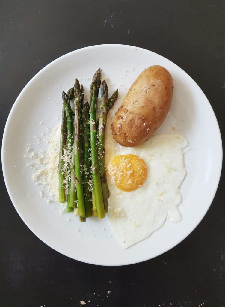 Karta dań głównych MAJ/CZERWIEC