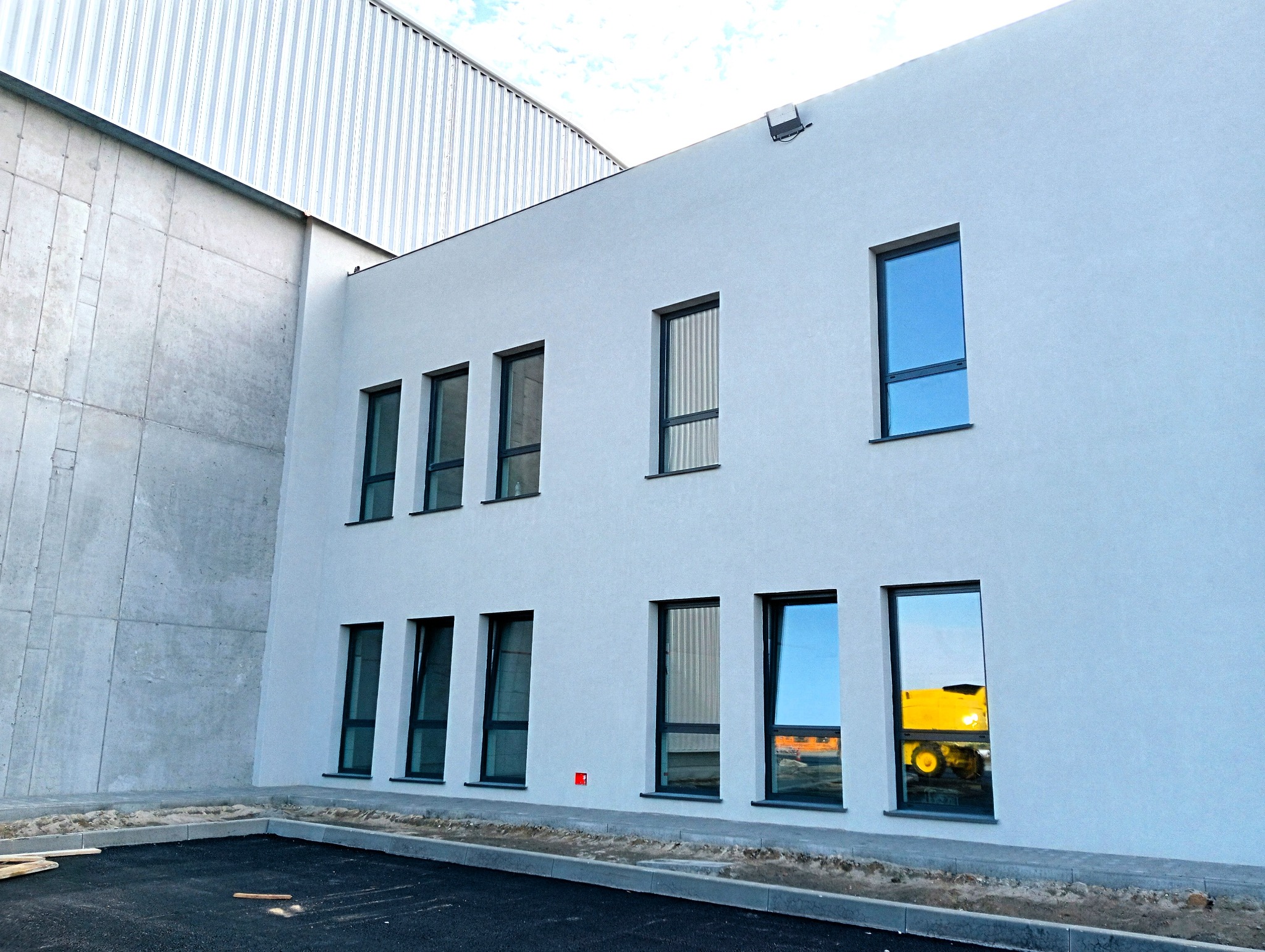 Stolarka ALU, montaż w wariancie podstawowym, Zakład Gospodarowania Odpadami, Chojnice