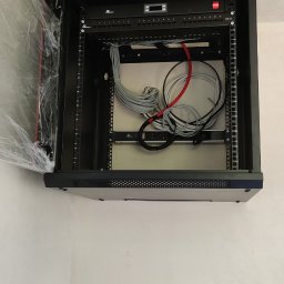 Latchorzew - szafa rack IT i inne media elektroniczne.
