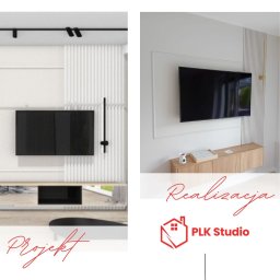 PLK STUDIO Spółka z o. o. - Wizualizacja i realizacja ściany telewizyjnej z dekoracyjnymi panelami pionowymi, oświetleniem punktowym i szafką RTV z jasnego drewna.