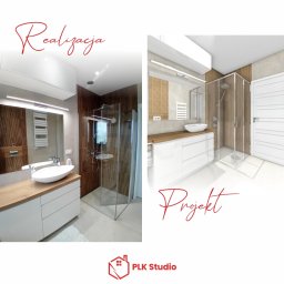 PLK STUDIO Spółka z o. o. - Porównanie: zrealizowana łazienka z drewnianymi panelami i białą armaturą obok jej projektu 3D. Kabina prysznicowa z przezroczystego szkła.