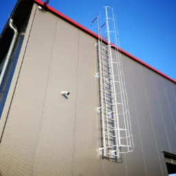 Drabina ewakuacyjna na hale