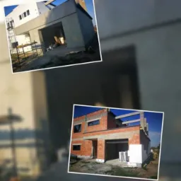 Dwa zdjęcia w ramkach przedstawiające budowę domu na różnych etapach: jedno z surową konstrukcją z cegły i betonu, drugie z otynkowaną elewacją i zamontowanymi oknami.