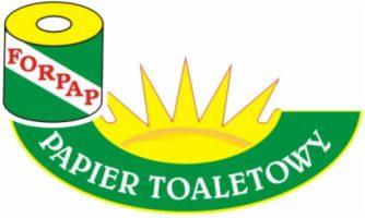 Logo firmy FORPAP prezentujące rolkę papieru toaletowego w zielono-białych barwach, umieszczoną nad stylizowanym, żółtym słońcem i zielonym napisem 'PAPIER TOALETOWY'.