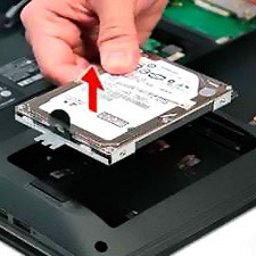 wymiana dysku w laptopie