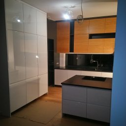 ADAM RADOMSKI "MEBLE" - Produkcja Mebli Na Wymiar Czerwonak