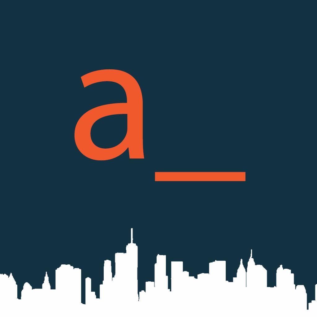 Pomarańczowe logo z literą 'a' i podkreśleniem, na tle ciemnoniebieskim z białym konturem panoramy miasta.