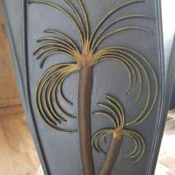 wazon z palmą