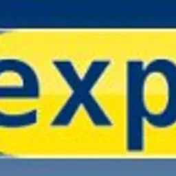 Logo firmy PCexpert.com.pl w niebiesko-żółtej kolorystyce, umieszczone na błyszczącym tle.