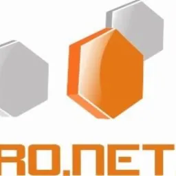 Logo firmy Euro.net.pl przedstawiające trzy połączone sześciokąty w kolorach szarym i pomarańczowym, z błyszczącą powierzchnią.