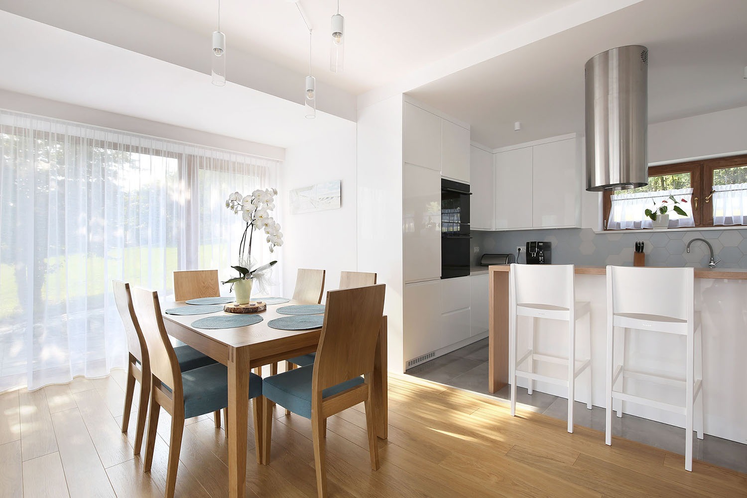 Projekt aranżacji wnętrza domu jednorodzinnego. (Zdjęcie realizacji)