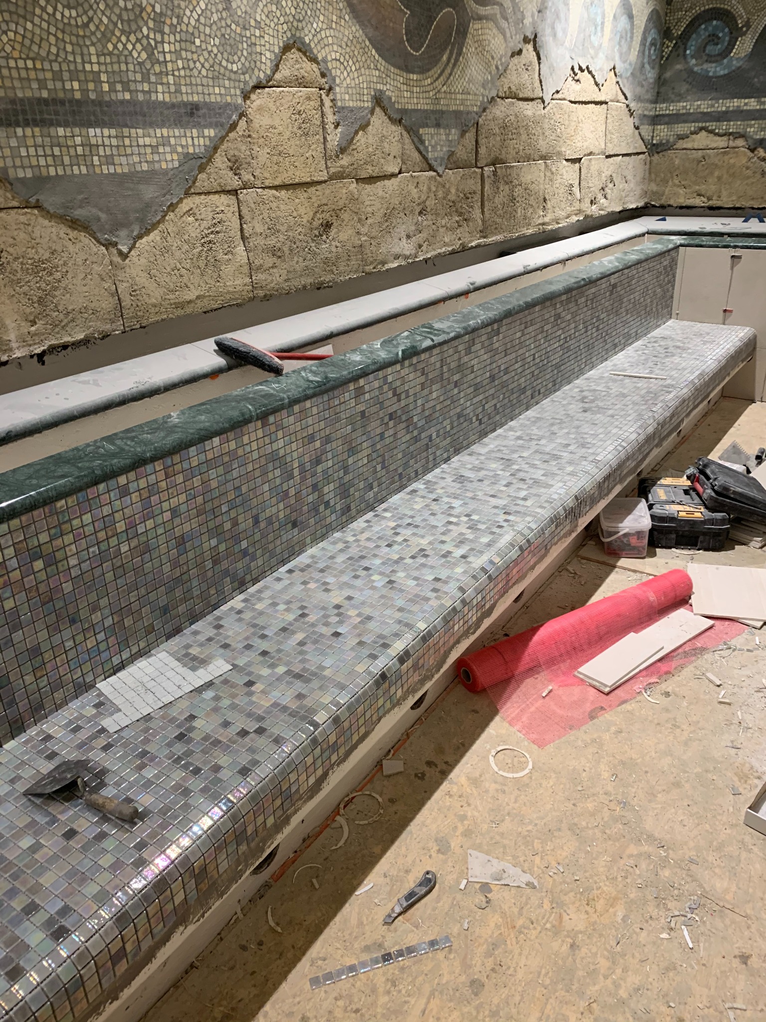 Basen siarkowy Park of Poland