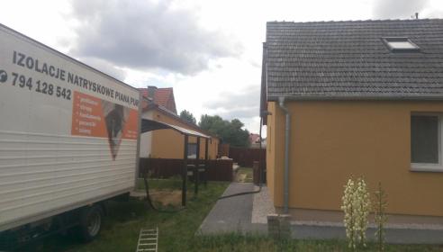 IZOPUR WOLSZTYN - Ocieplanie Pianką PUR Wolsztyn