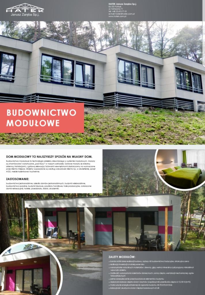 Wizualizacja modułowego domu z płaskim dachem i jasną elewacją, otoczonego zielenią, prezentowana jako część materiałów reklamowych firmy Hatek.