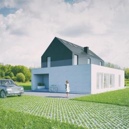 Biuro architektoniczne Znamy się - Wizualizacja nowoczesnego domu jednorodzinnego z dwuspadowym dachem, białymi ścianami i dużymi oknami, na posesji z ażurowym podjazdem, zaparkowanym SUV-em Range Rover, rowerem i kobietą w jasnej...