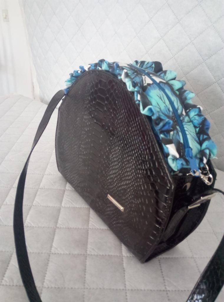 Torebka zaprojektowana i uszyta w naszej pracowni