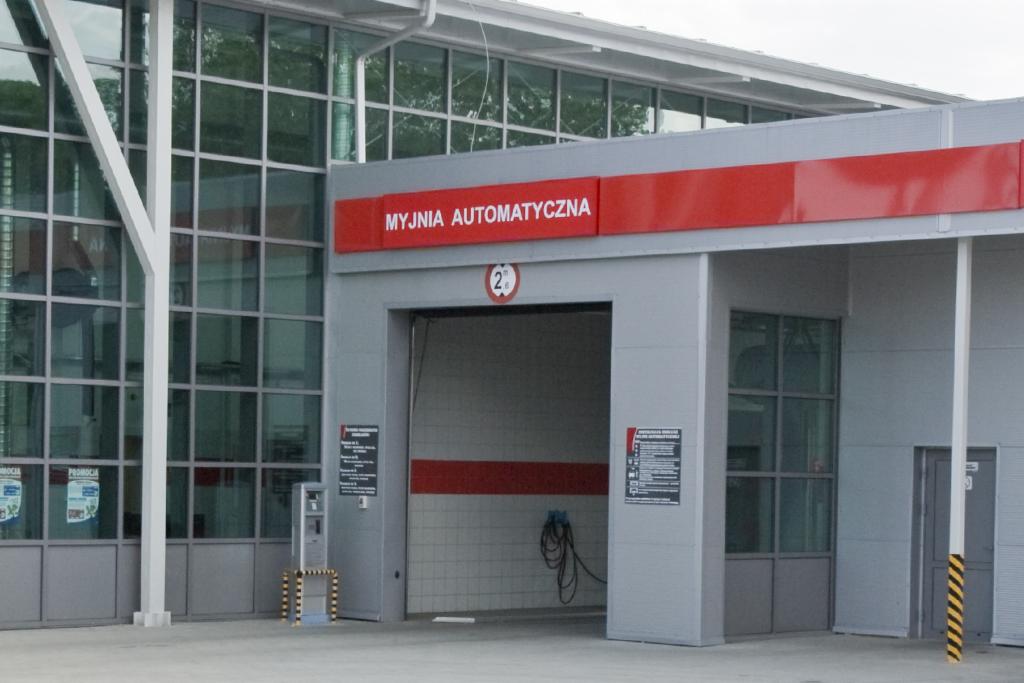 Budynek usługowy-przebudowa starej cegielni w Jaśle