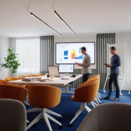 Aranżacja, projektowanie wnętrz MIA PROJEKT Maria Leśna - Nowoczesna sala konferencyjna z pomarańczowymi krzesłami, białym stołem i ekranem z wykresami. Minimalistyczne oświetlenie i dekoracje. Dwóch mężczyzn w ruchu.