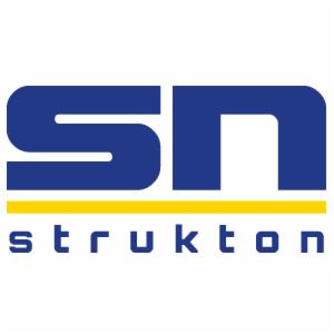 Logo firmy budowlanej Strukton: granatowe litery SN nad żółtym paskiem i nazwą firmy w kolorze granatowym.