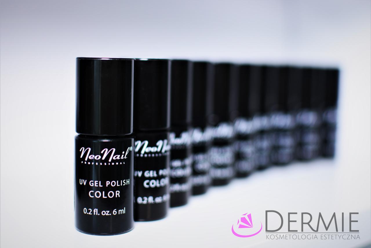 Rząd buteleczek z lakierem hybrydowym NeoNail na białym tle, z logo Dermie Kosmetologia Estetyczna w prawym dolnym rogu.
