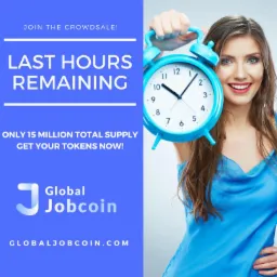 Uśmiechnięta kobieta trzymająca błękitny budzik, obok tekst reklamowy o ostatnich godzinach trwania crowdsale Global Jobcoin.