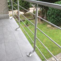 Balustrady nierdzewne Miejsce Piastowe 3