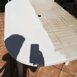 mycie mebli ogrodowych