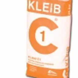 Worek z klejem do materiałów izolacyjnych, z dużym pomarańczowym napisem 'C1' na białym tle.