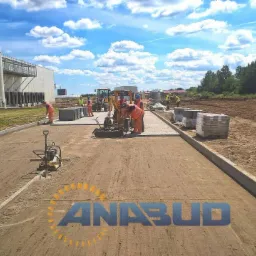 Układanie kostki - parkingi, drogi