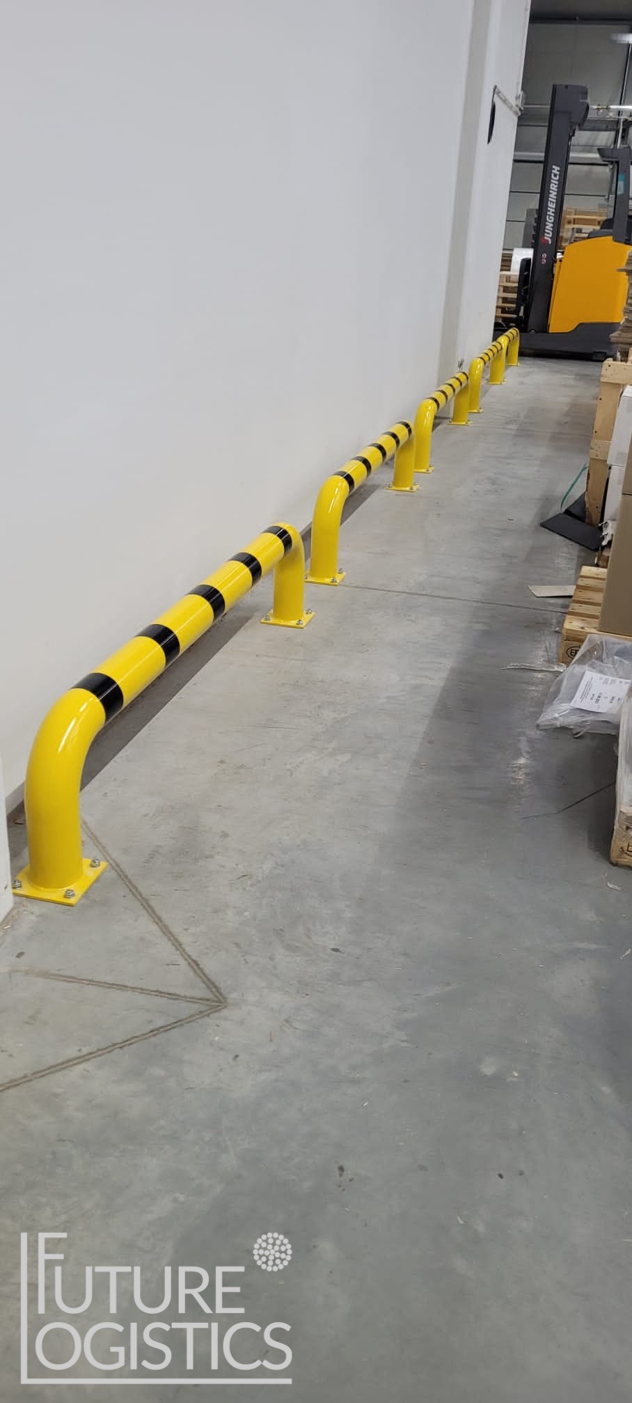 Odboje liniowe niskie.