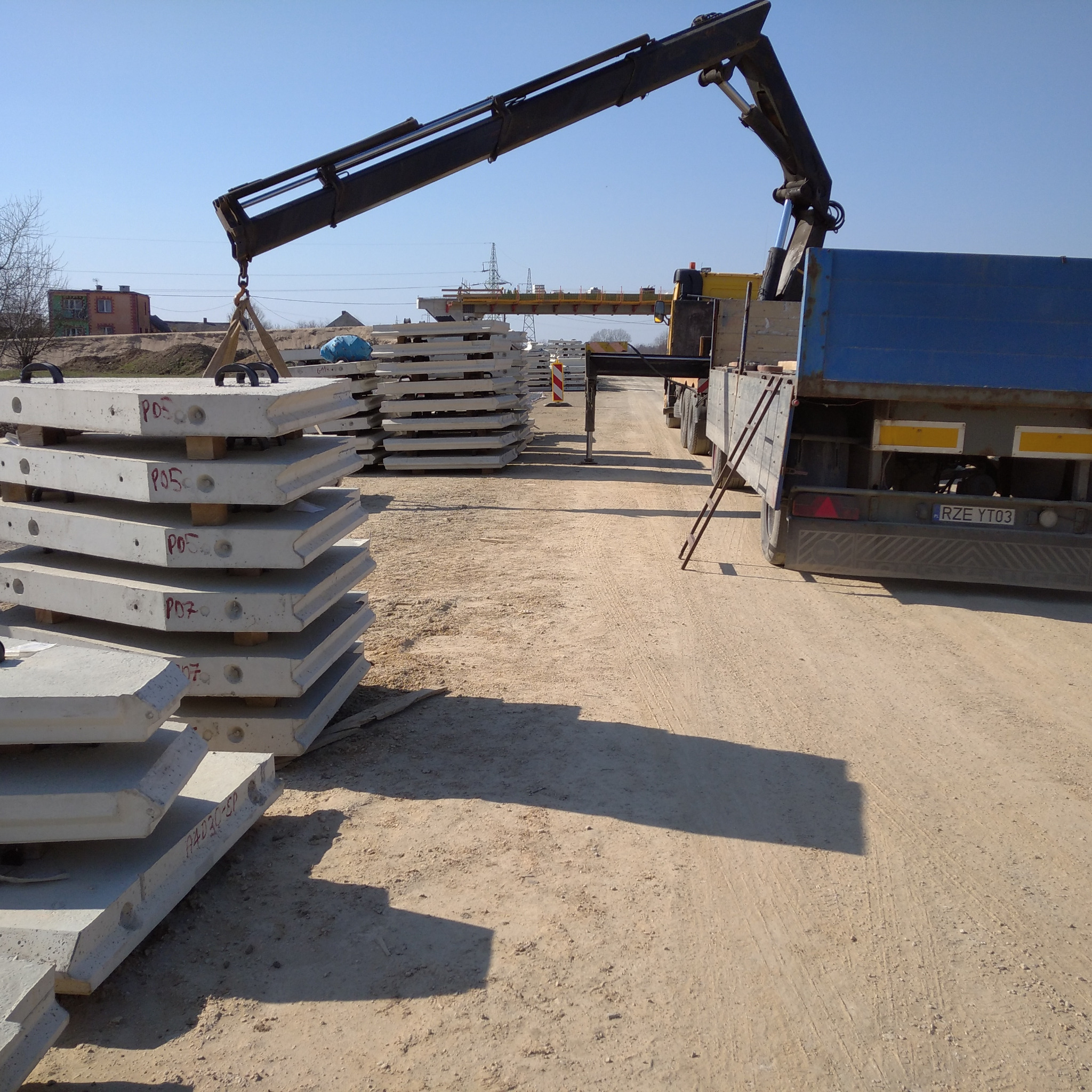 transport materiałów budowlanych z hds