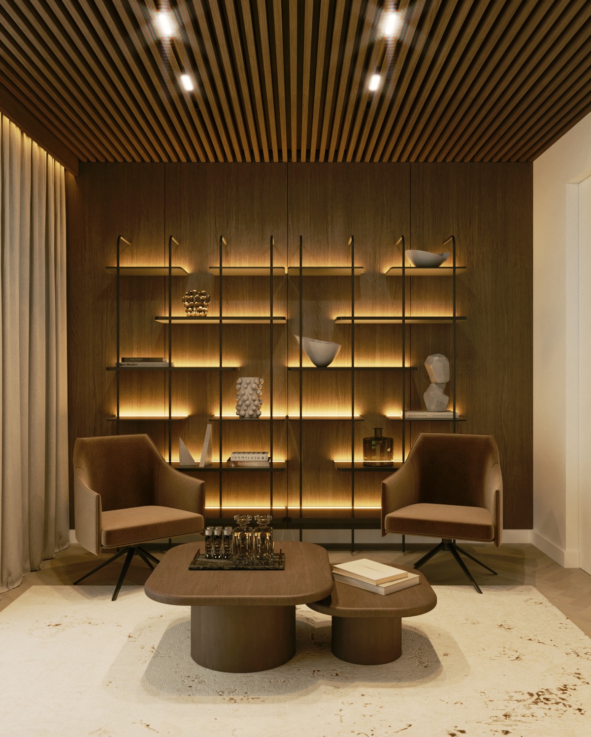 Elegancki pokój dzienny z drewnianą boazerią, podświetlanymi półkami, dwoma fotelami w kolorze brązu i stolikami kawowymi na wzorzystym dywanie.