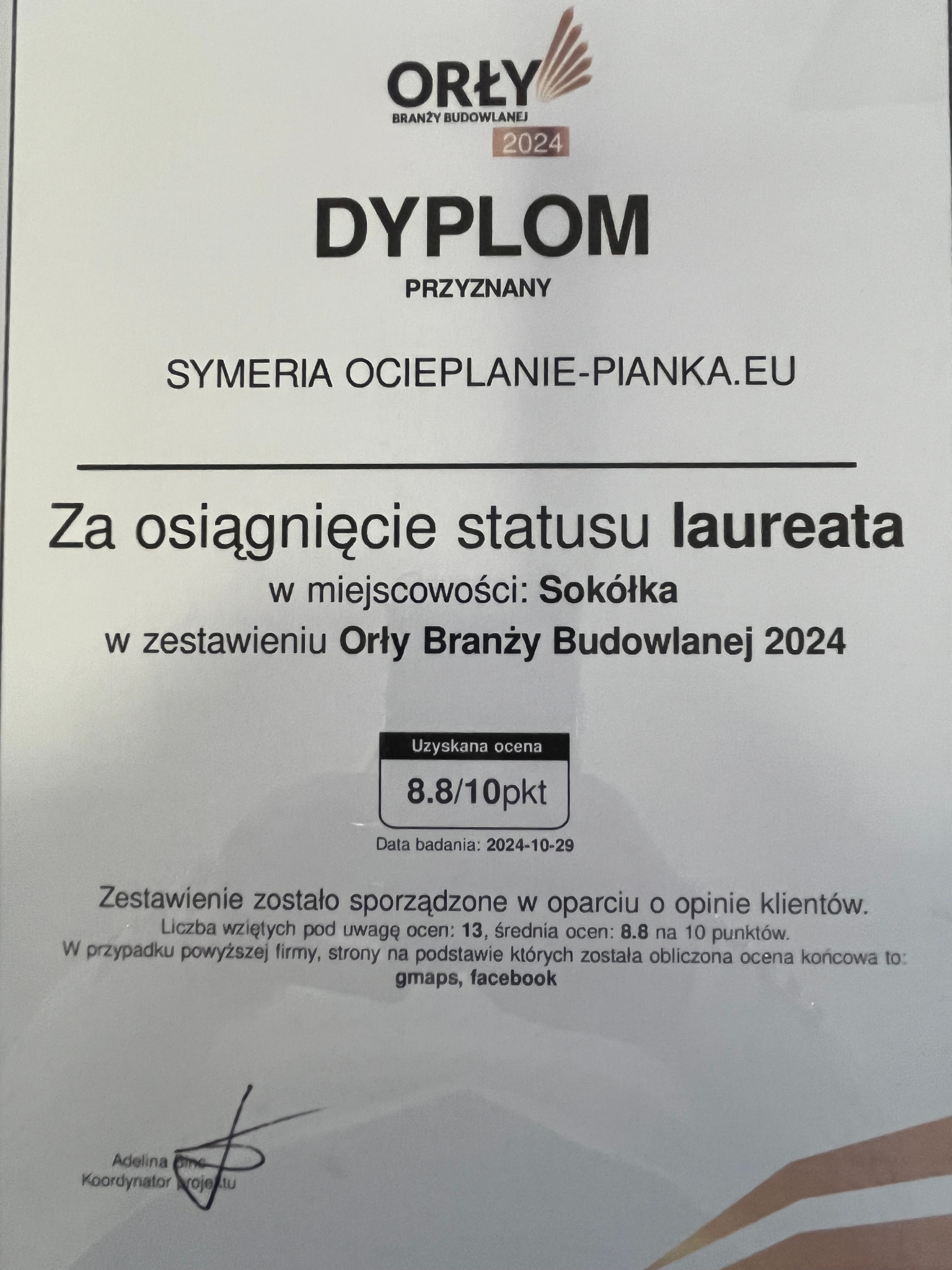 Dyplom 'Orły Branży Budowlanej 2024' dla firmy SYMERIA OCIEPLANIE-PIANKA.EU za osiągnięcie statusu laureata w Sokółce z oceną 8.8/10 na podstawie opinii klientów.