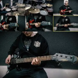 Kompozycja ujęć muzyków grających na instrumentach podczas nagrywania, w tym perkusja, gitara elektryczna i gitara basowa, z tłem z pianki akustycznej.