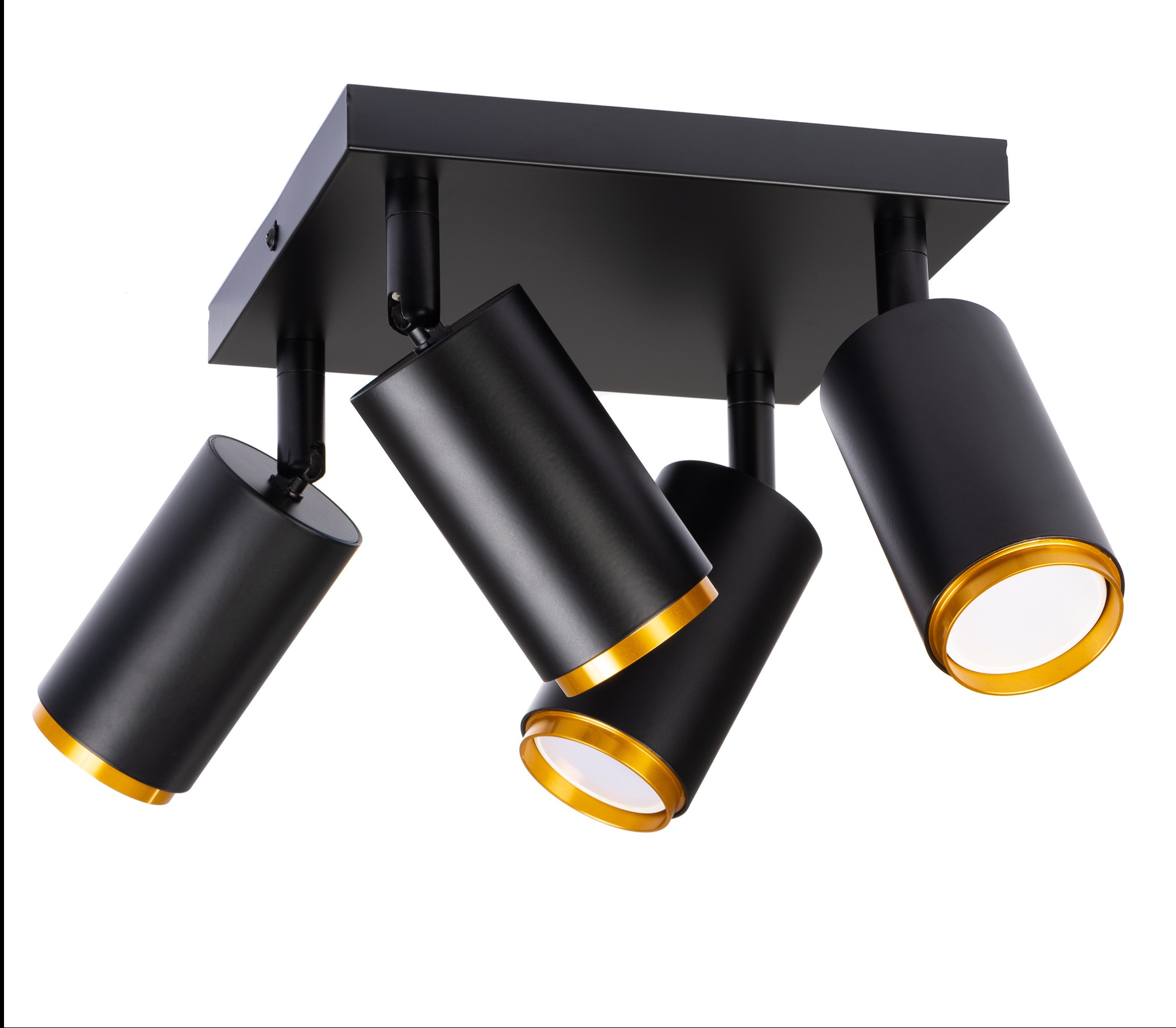 Czarna, sufitowa lampa z czterema reflektorami o złotych akcentach, skierowanymi w różne strony. Nowoczesny design, oświetlenie punktowe na białym tle.