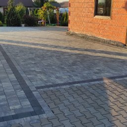 Układanie kostki brukowej Garwolin 3
