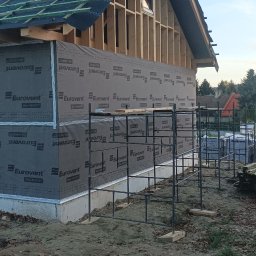 DOM-DREW Budowa dom&oacute;w tradycyjnych murowanych i szkieletowych drewnianych. - Schody drewniane Dzierżoni&oacute;w